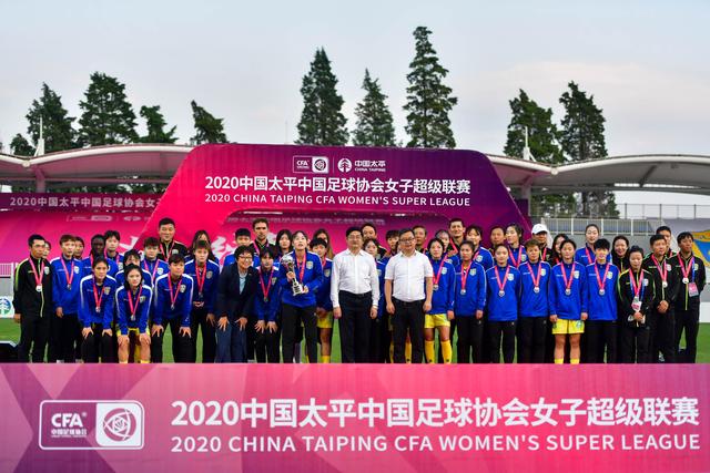 麦卡利斯特淡淡提及合同，引发外界关注